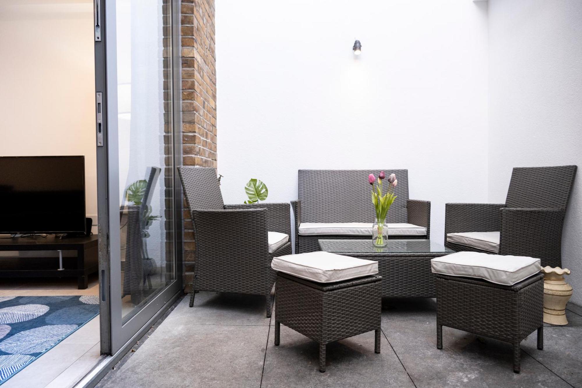 Appartamento Newly Furnished W/ Patios - Hampstead Heath Londra