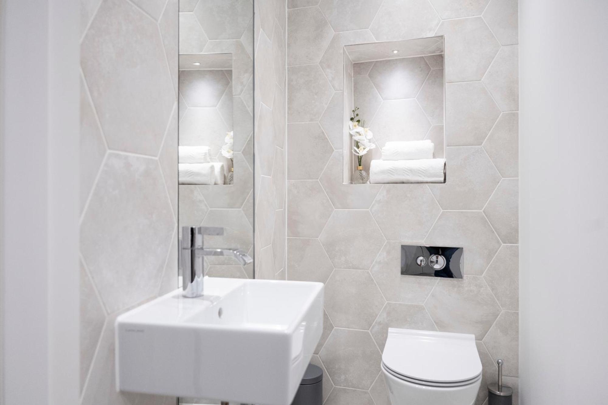 Newly Furnished W/ Patios - Hampstead Heath Appartamento *